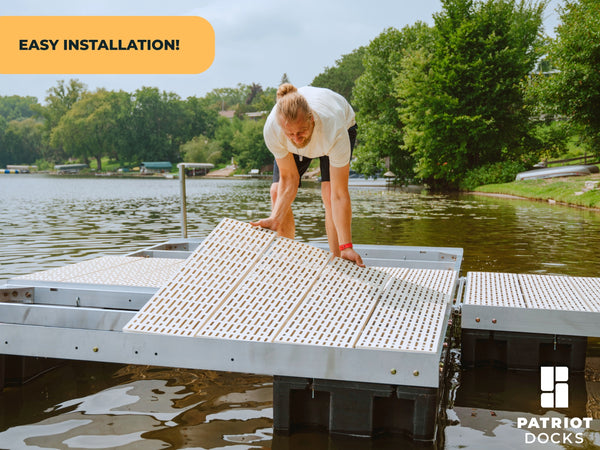 Poly 4×4 Dock Panels